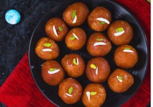 Gulab Jamun With Milk Powder